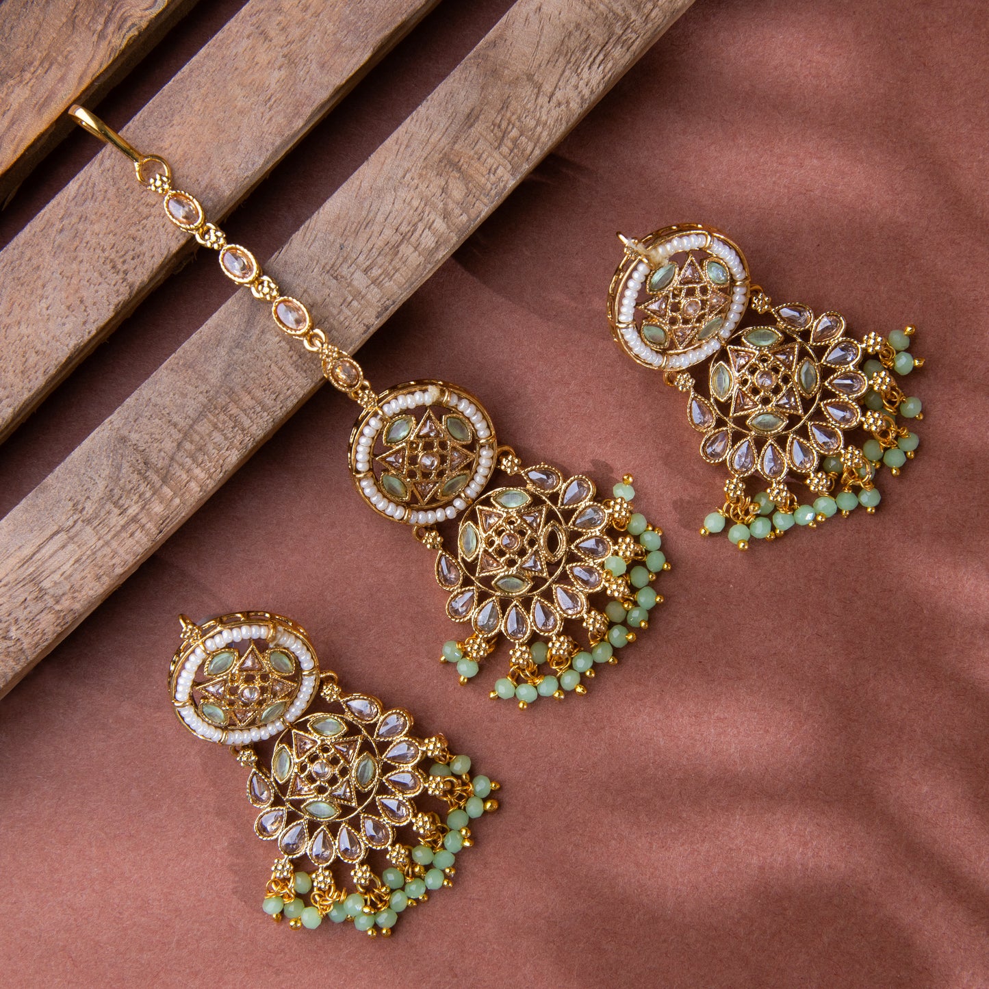 Anaya Kundan Maang Tikka Earring Set -