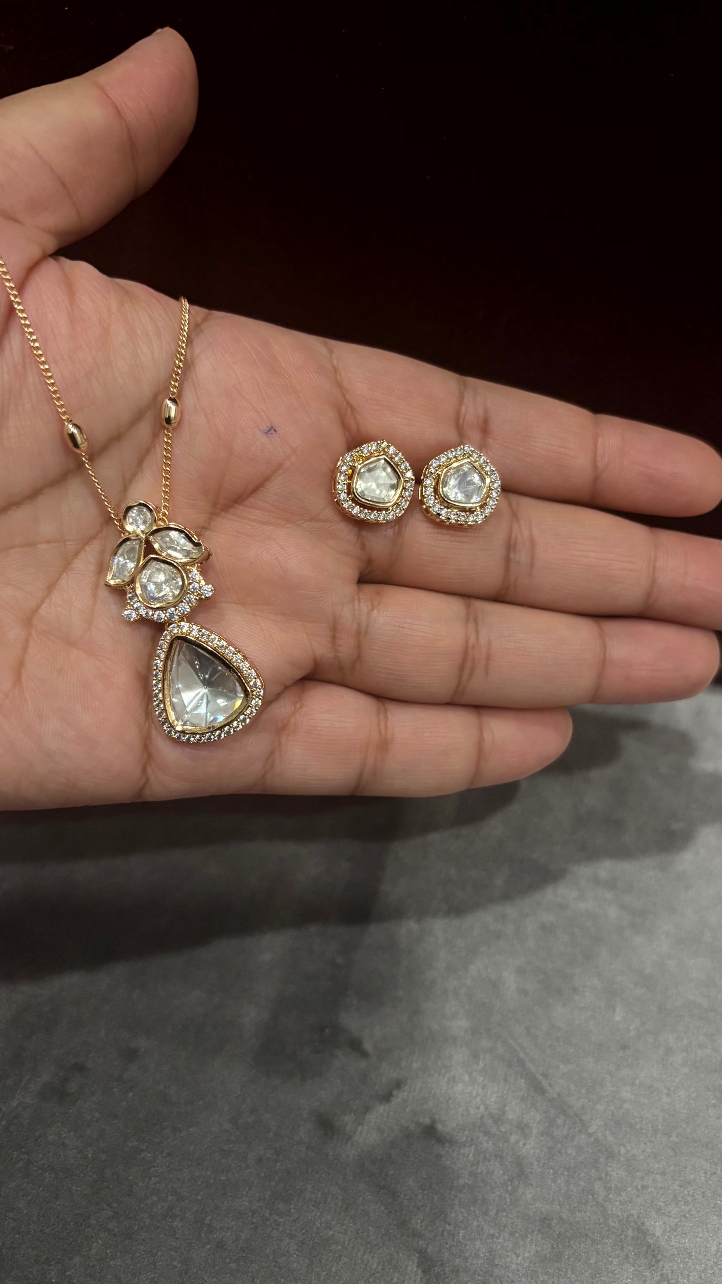 Mira Moissanite Pendant Necklace Set