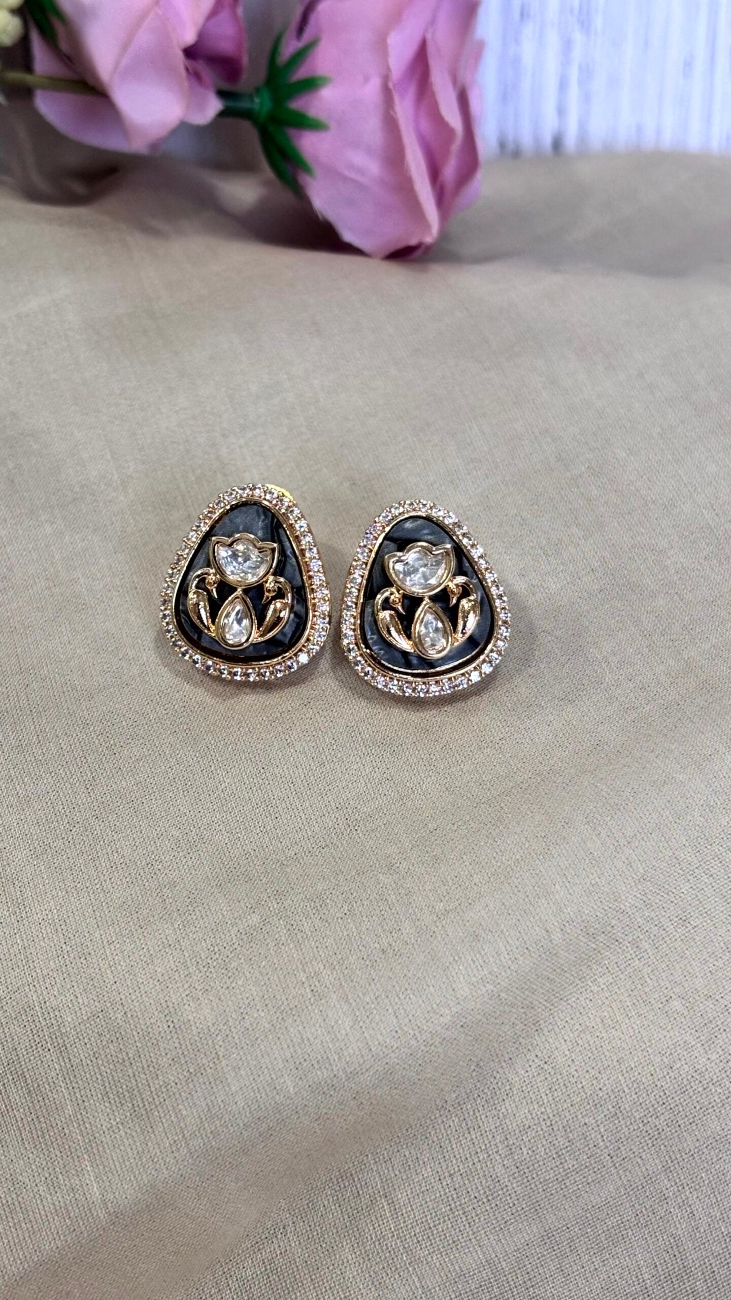 Anvi Elegant Gray Polki Moissanite Stud Earrings -