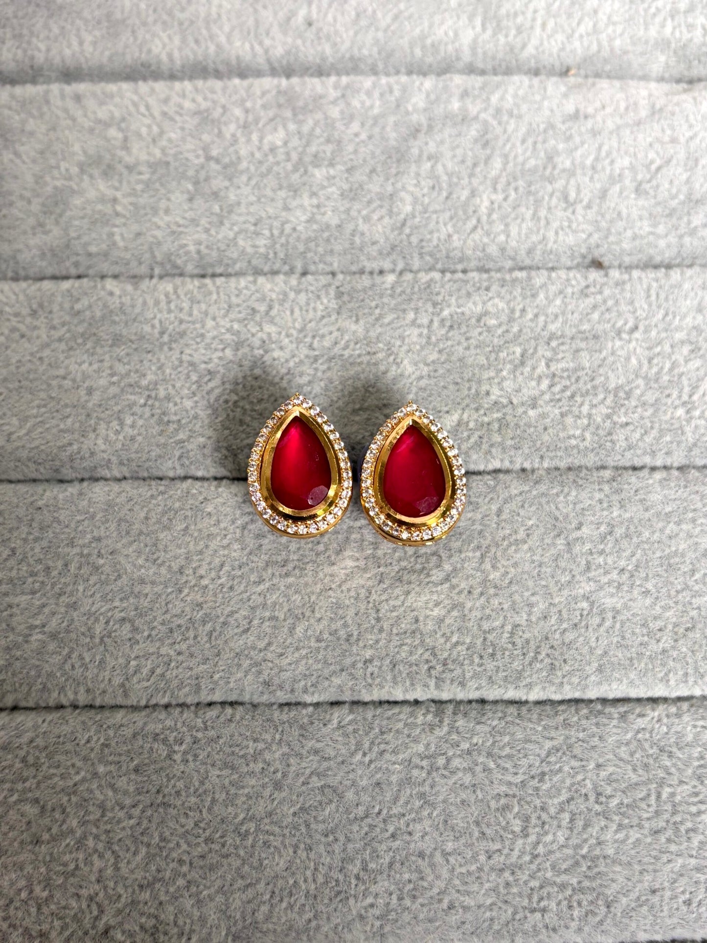 Aarohi Ruby Kundan Studs -