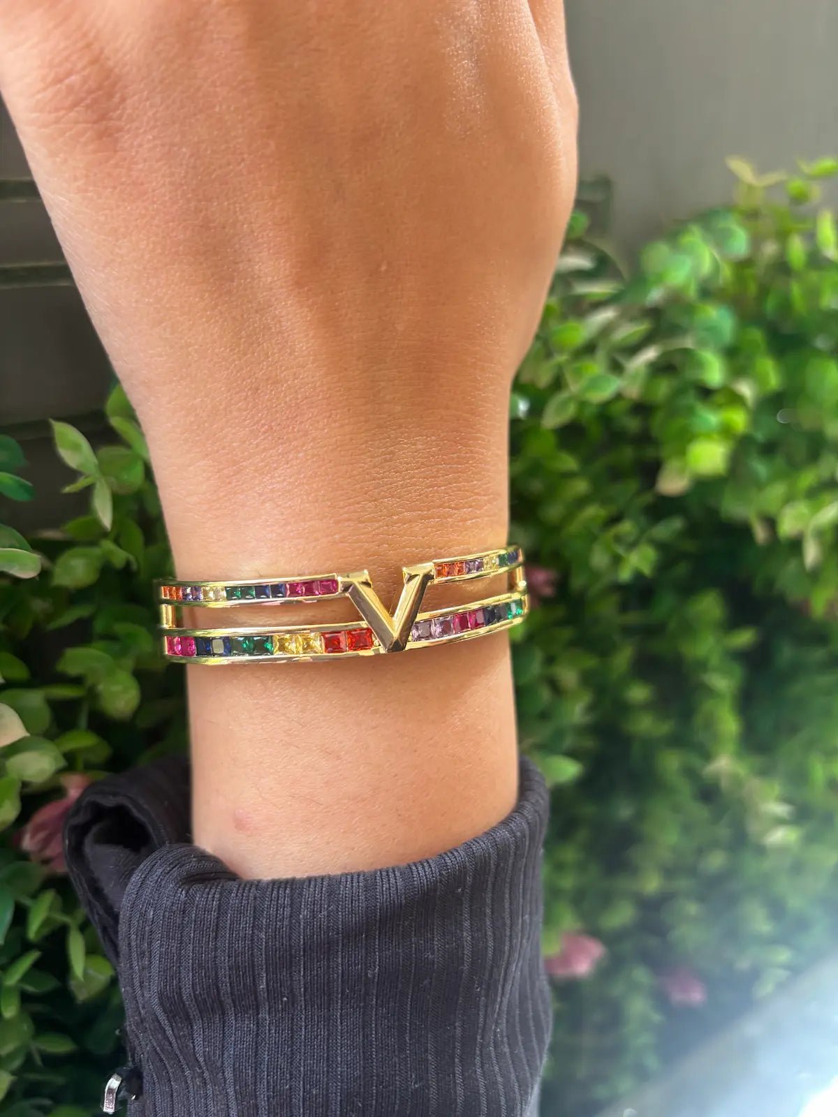 V Radiance Anti Tarnish Bracelet -