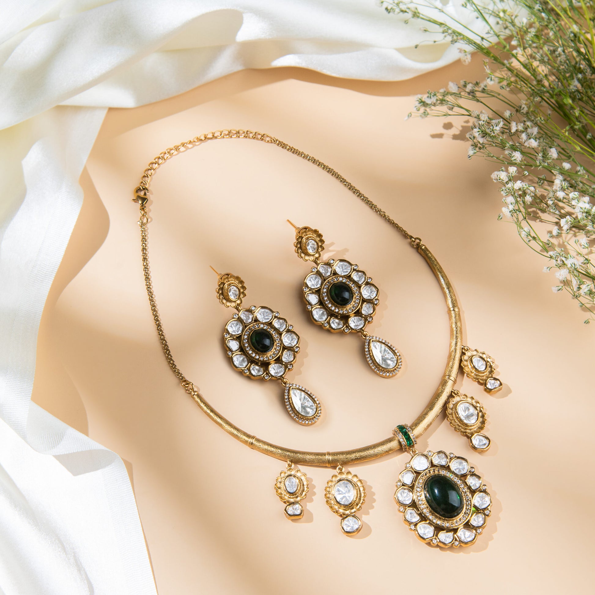 Emerald Moissanite Hasli set - N-24-N-O-1DYHY-VJ