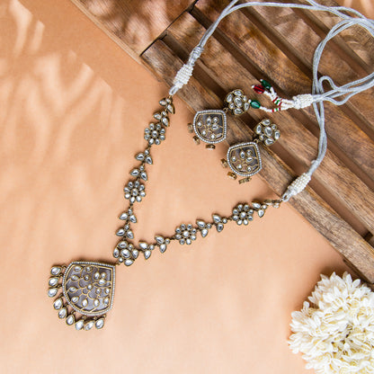 Dusky Vibes Necklace Set - 