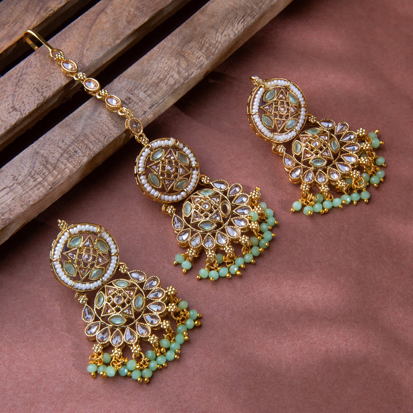Anaya Kundan Maang Tikka Earring Set - 