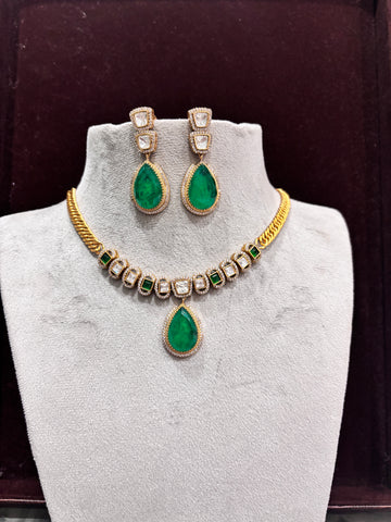 Aarvika Emerald Luxe Moissanite Necklace Set - 