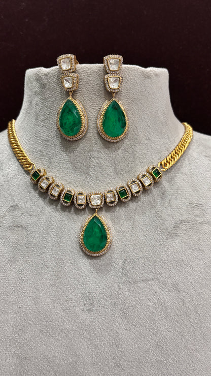 Aarvika Emerald Luxe Moissanite Necklace Set