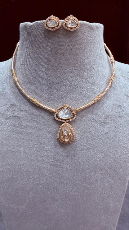 Aarna Beige Moissanite Hasli Necklace Set