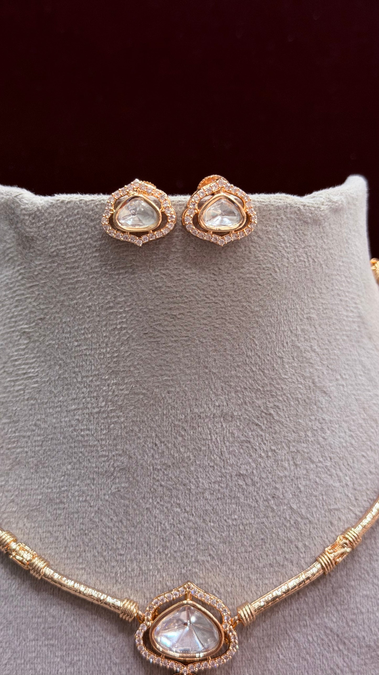 Aarna Mint Moissanite Hasli Necklace Set