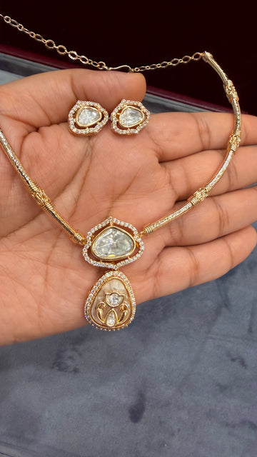 Aarna Beige Moissanite Hasli Necklace Set
