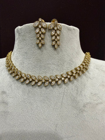 Zariya Gold Finish Leaf Necklace Set