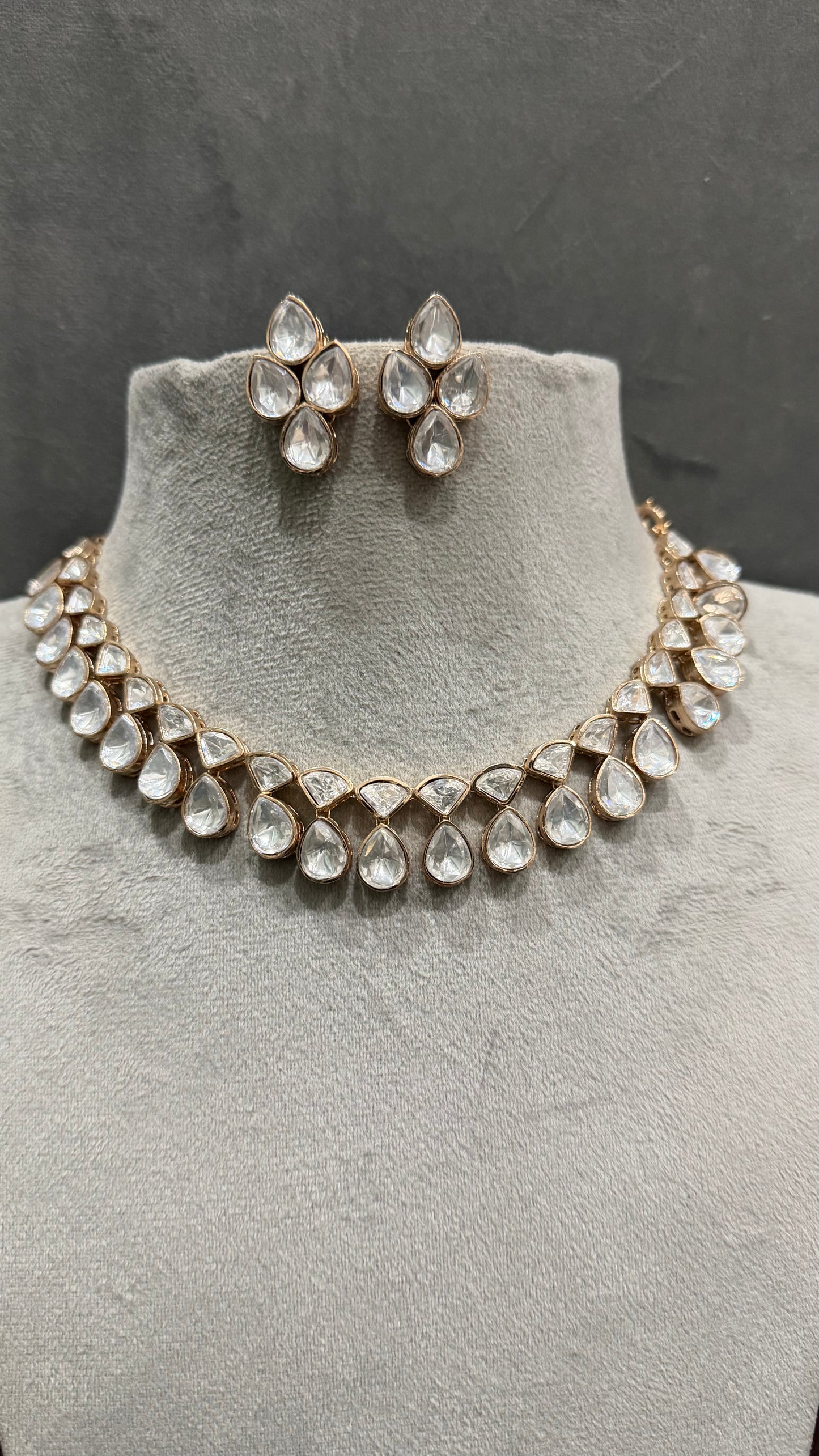 Aarika Floral Drop Moissanite Necklace Set