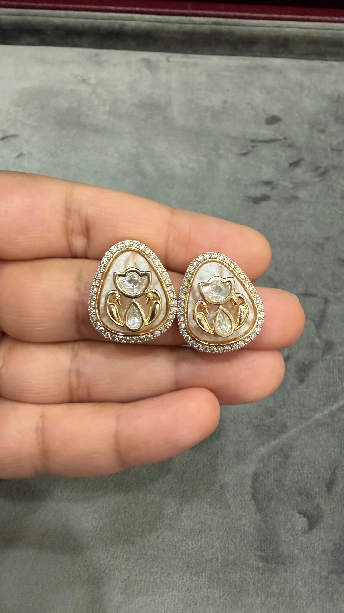 Anvi Milky Beige Polki Moissanite Stud Earrings