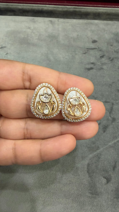 Anvi Milky Beige Polki Moissanite Stud Earrings