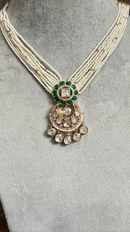 Amaira Emerald Pearl Moissanite Necklace Set
