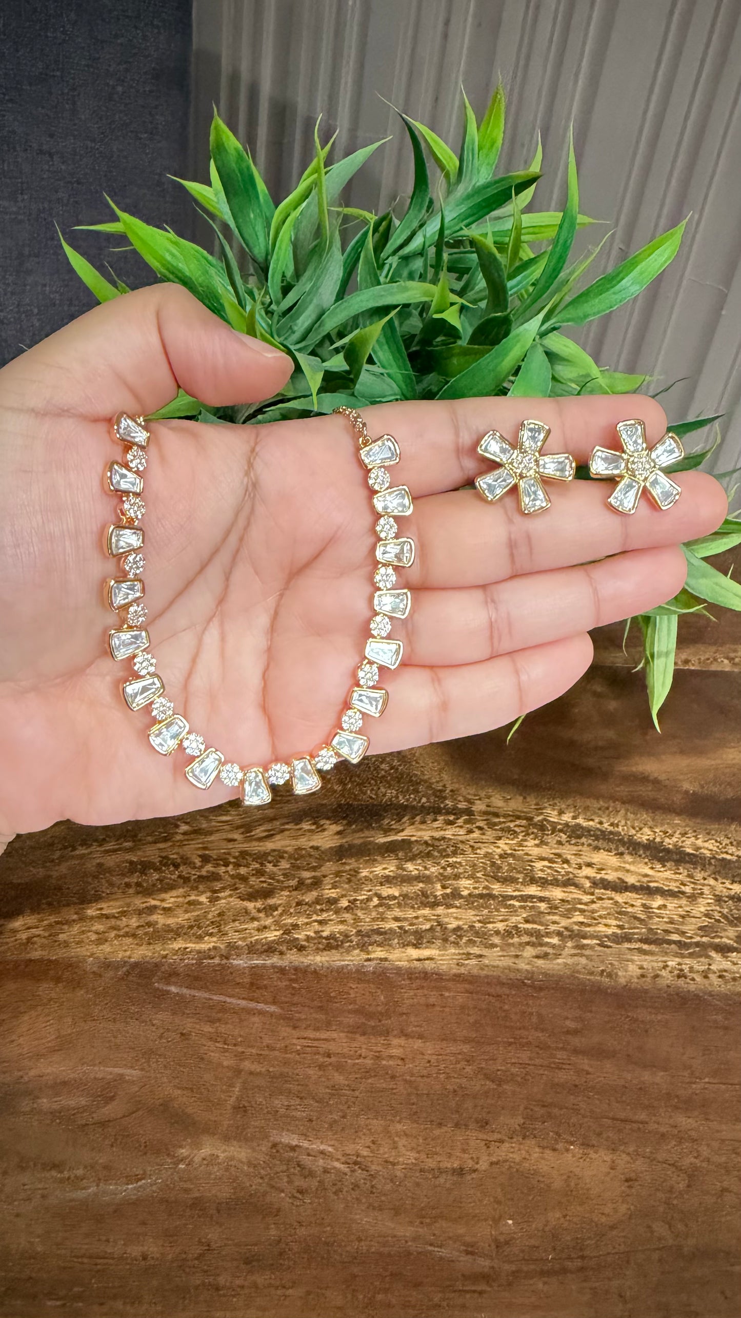 Avira Floral Moissanite Necklace Set