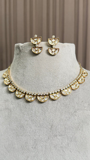 Aarini Floral Moissanite Necklace Set