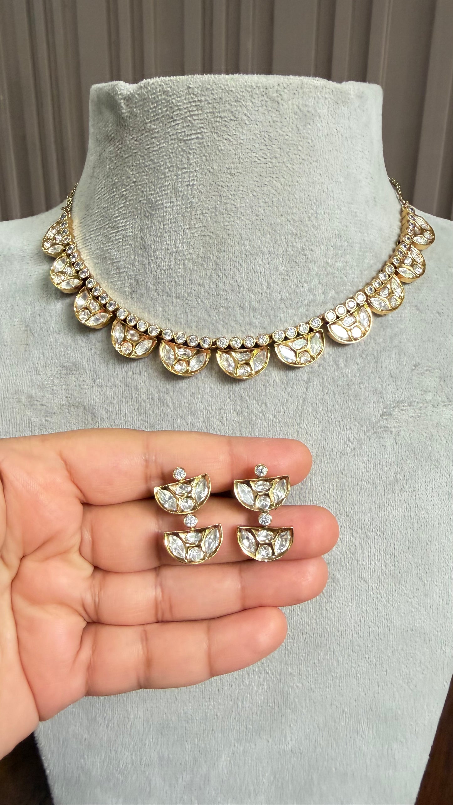 Aarini Floral Moissanite Necklace Set