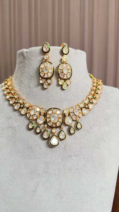 Vanya Emerald Moissanite Necklace Set