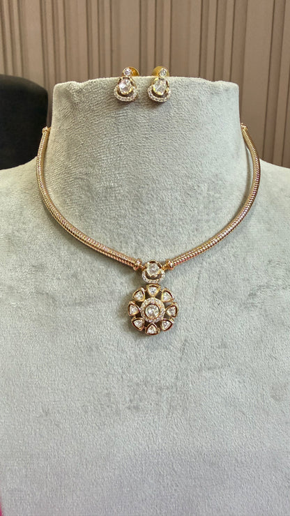Aarini Floral Moissanite Hasli Necklace Set