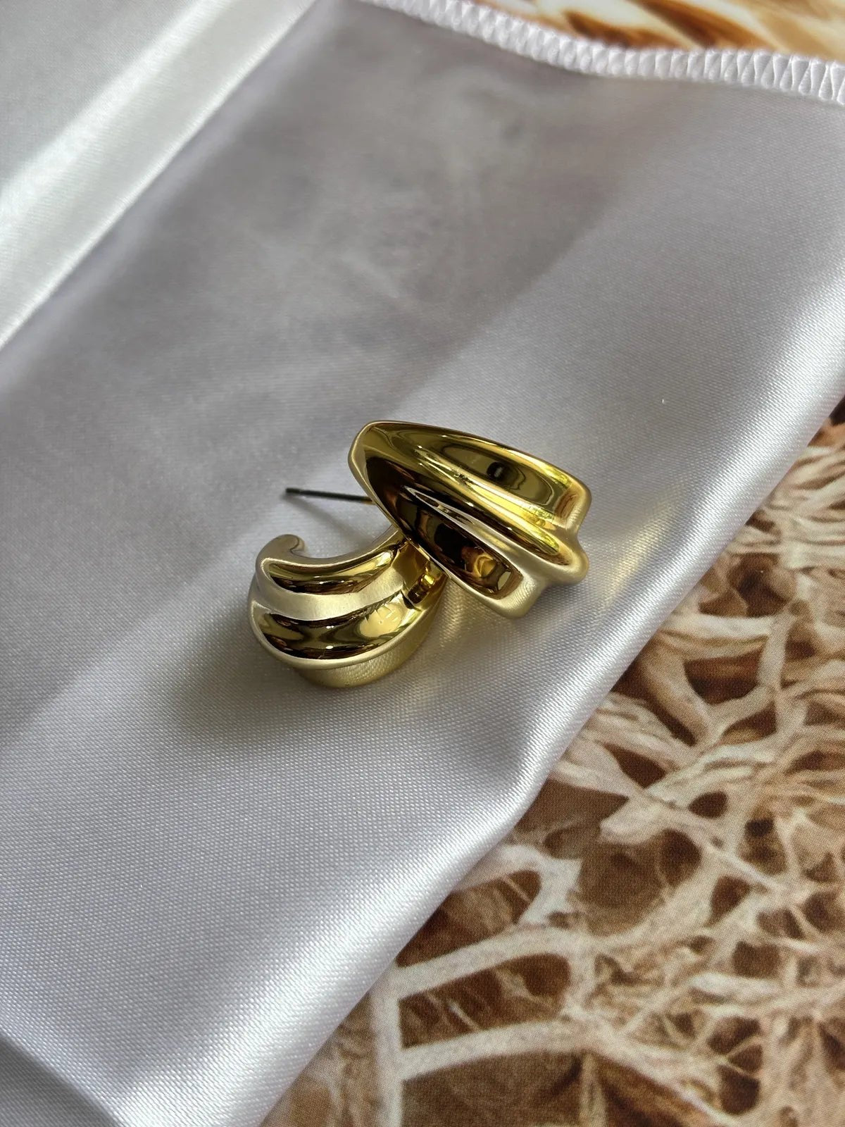 Sunbeam Anti Tarnish Half Hoops - 