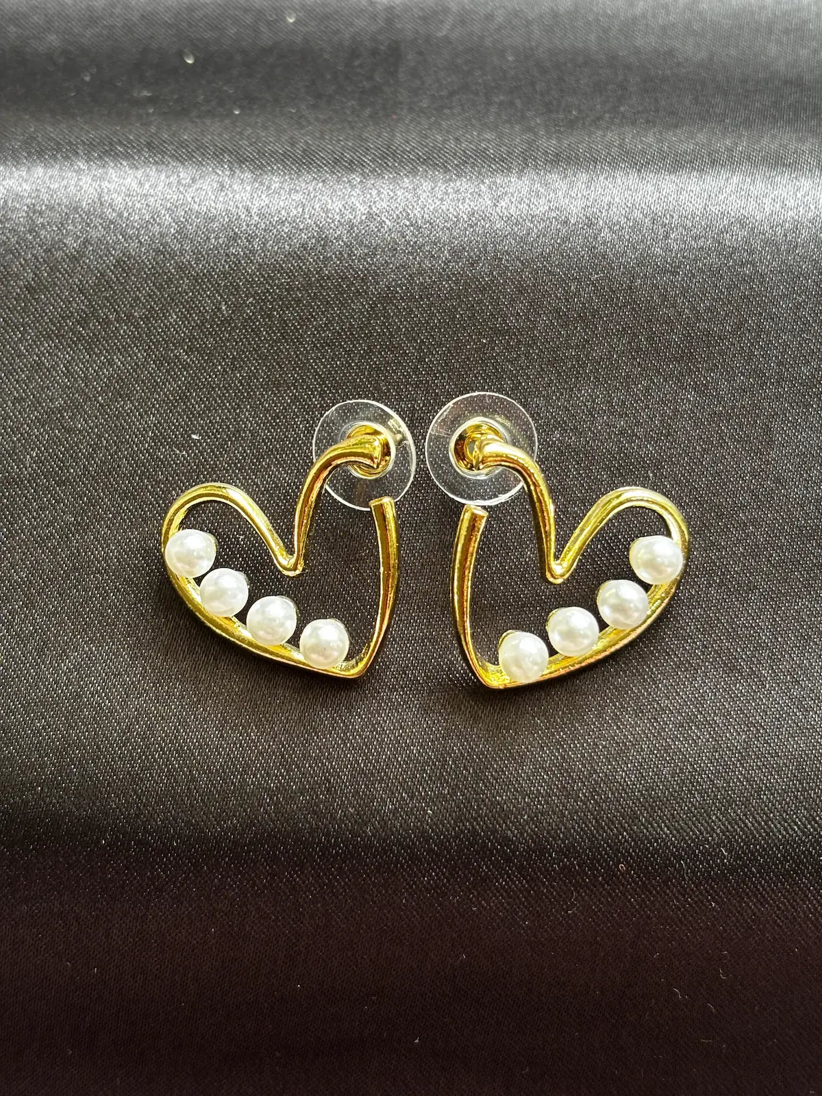 Sweetheart Dangle Studs - 