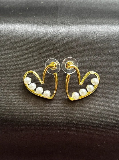 Sweetheart Dangle Studs - 