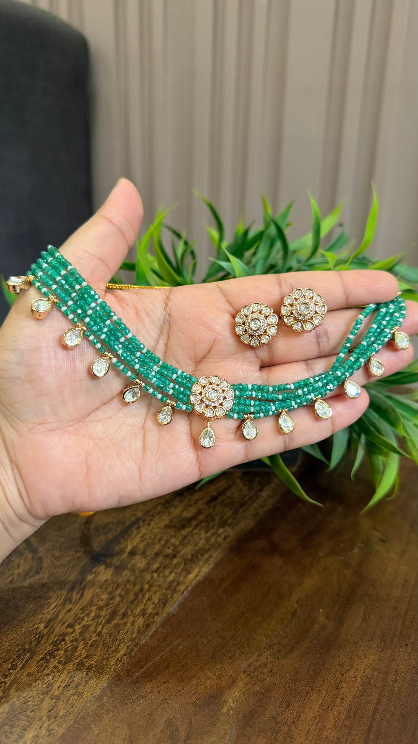 Samaira Emerald Moissanite Choker Necklace Set