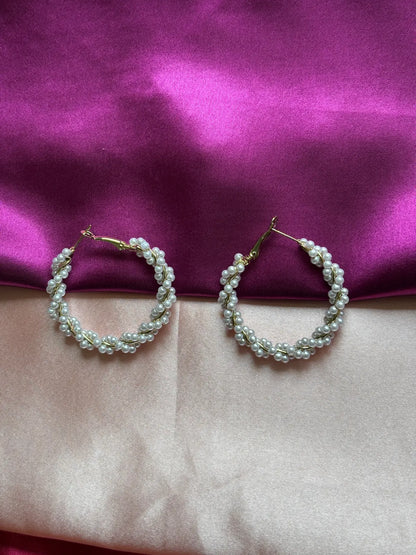 Cosmic Loop Hoops - 