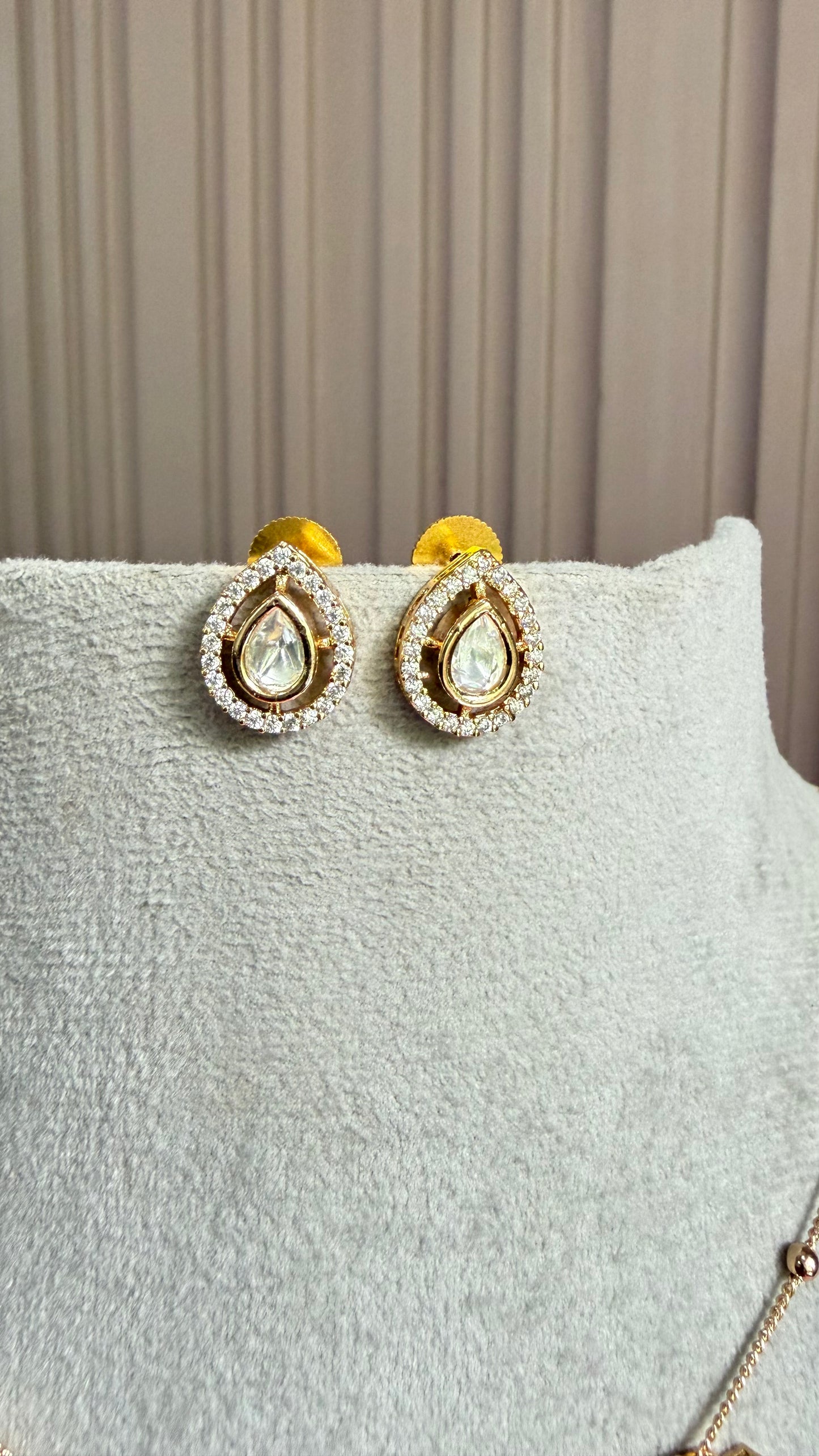 Kiara Moissanite Drop Necklace Set