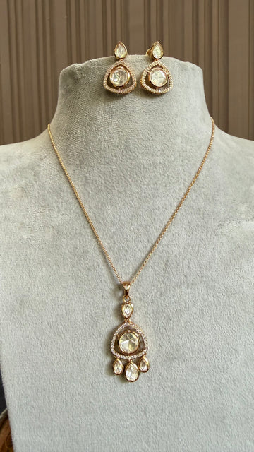 Ishira Moissanite Pendant Necklace Set