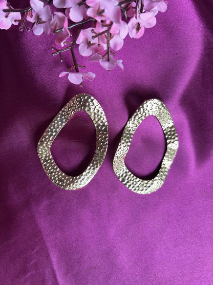 Twist Textured Drape Earrings - 