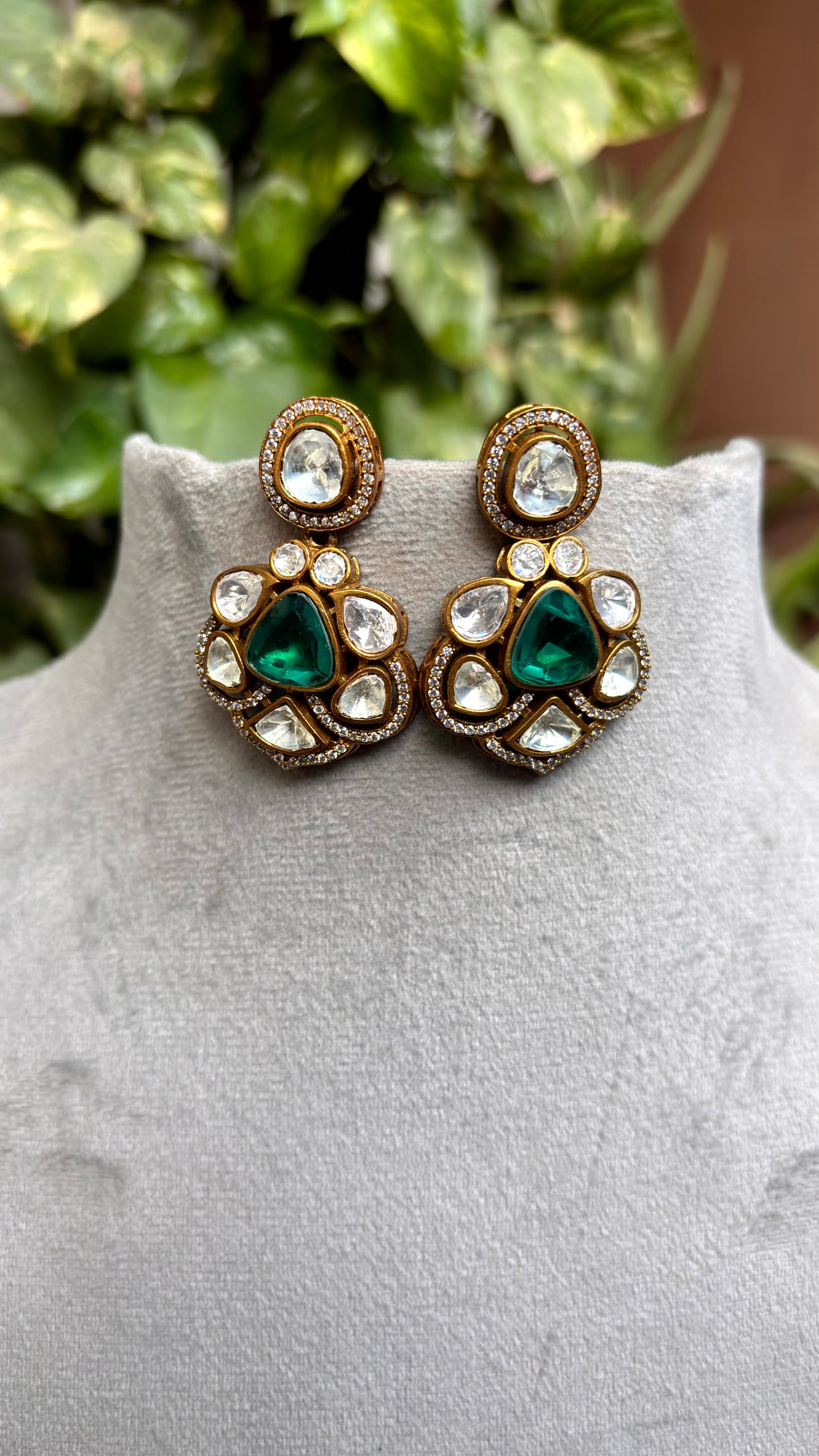 Aadhya Emerald Kundan Heritage Set - 