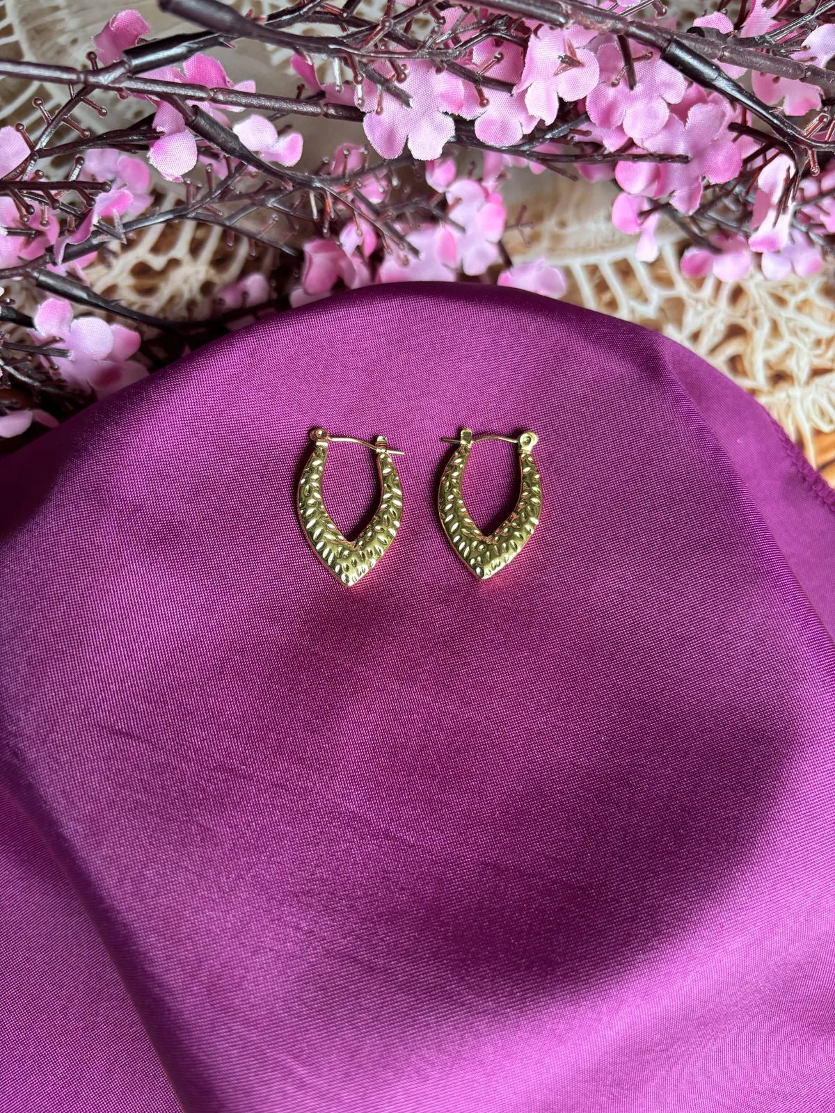 Sculpted Teardrop Anti Tarnish Earrings - 