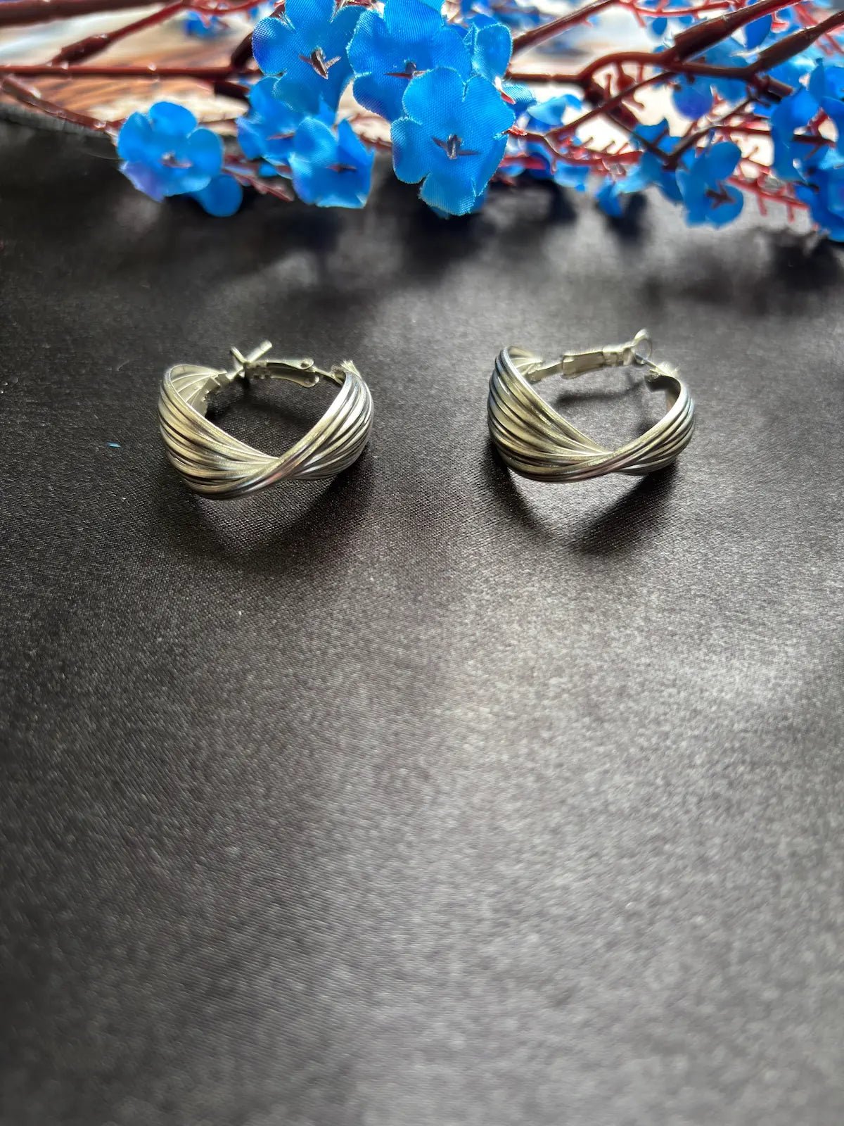 Twist Me Minimal Silver Hoops - 