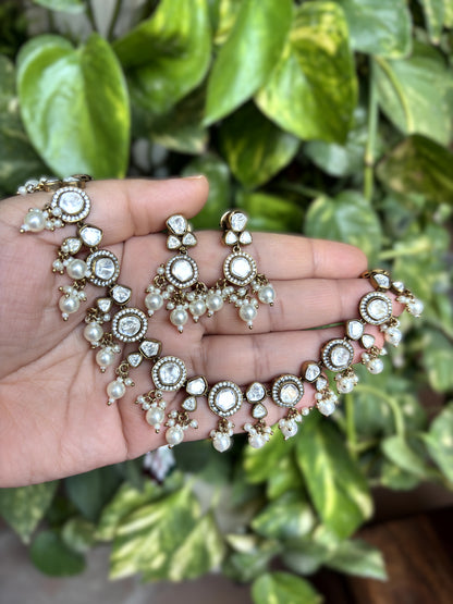 Vaidehi Victorian Pearl Necklace Set - 