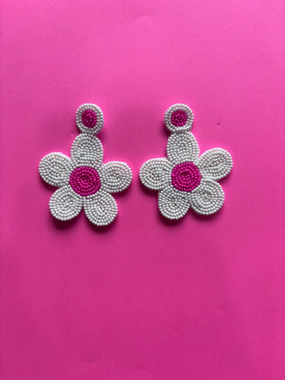 Spring Wink Beaded Earrings - 
