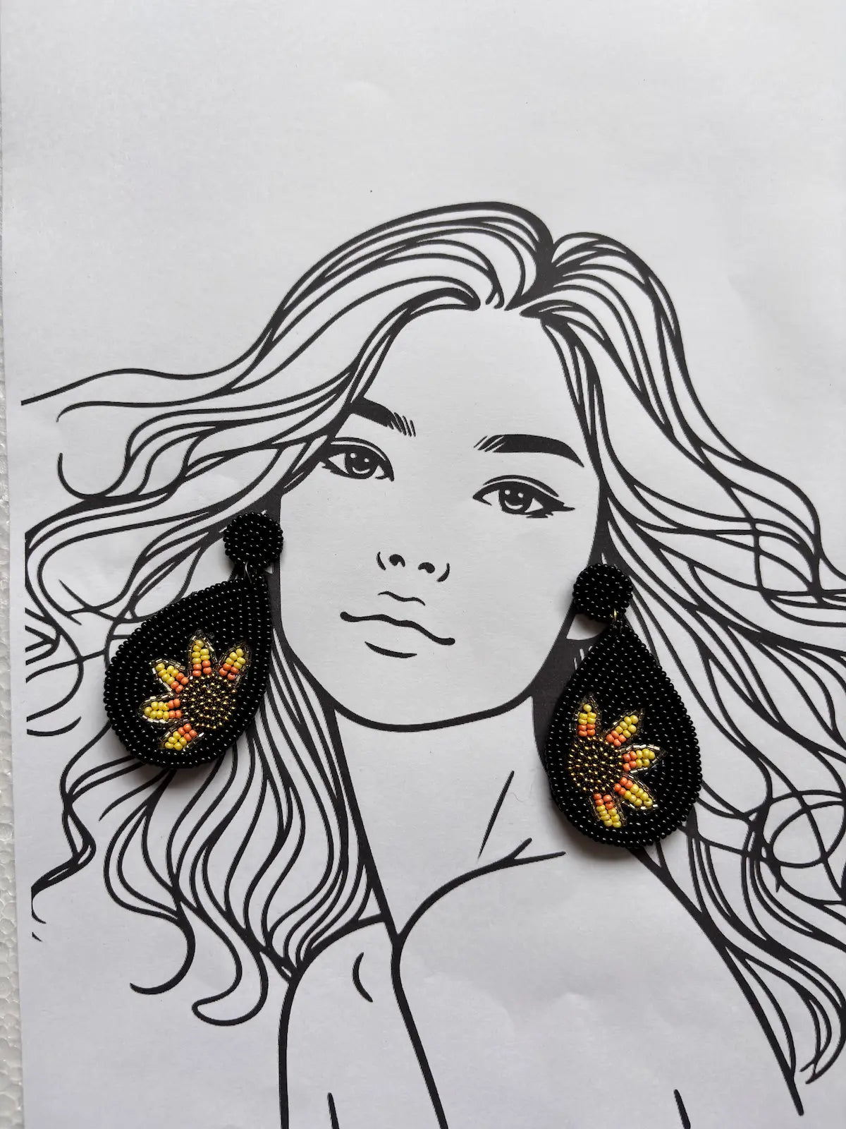 Daisy Echo Beaded Earrings - 