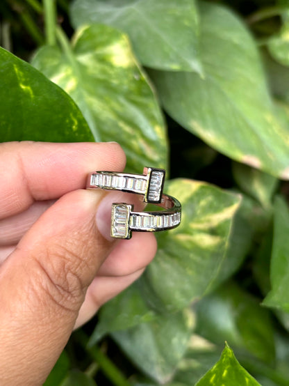 Inaaya Dual Bar Adjustable Ring - 