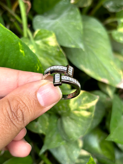 Inaaya Dual Bar Adjustable Ring - 