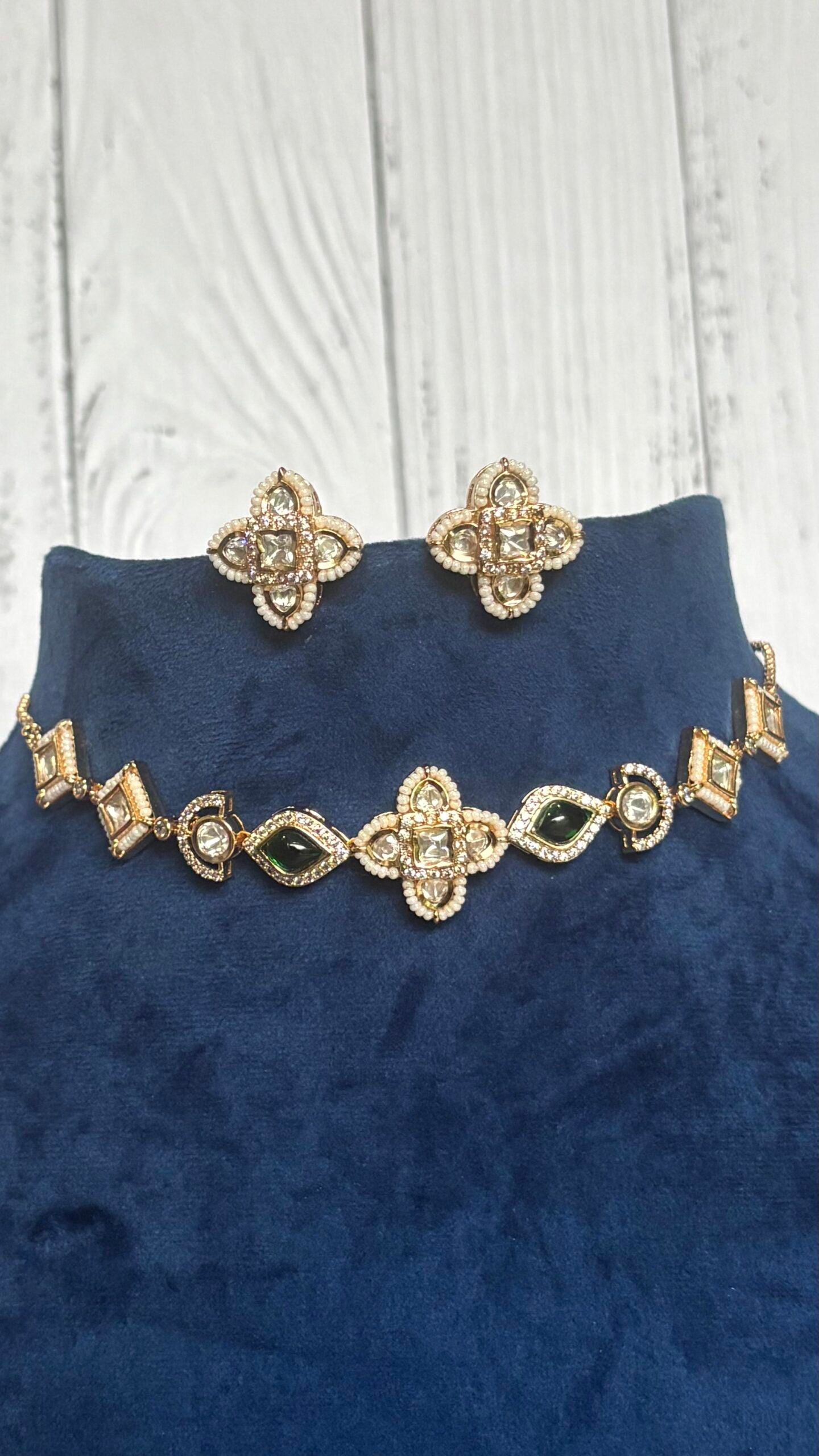 Avni Elegant Emerald Moissanite Necklace Set - A-25-N-O-1NNHH-BJ