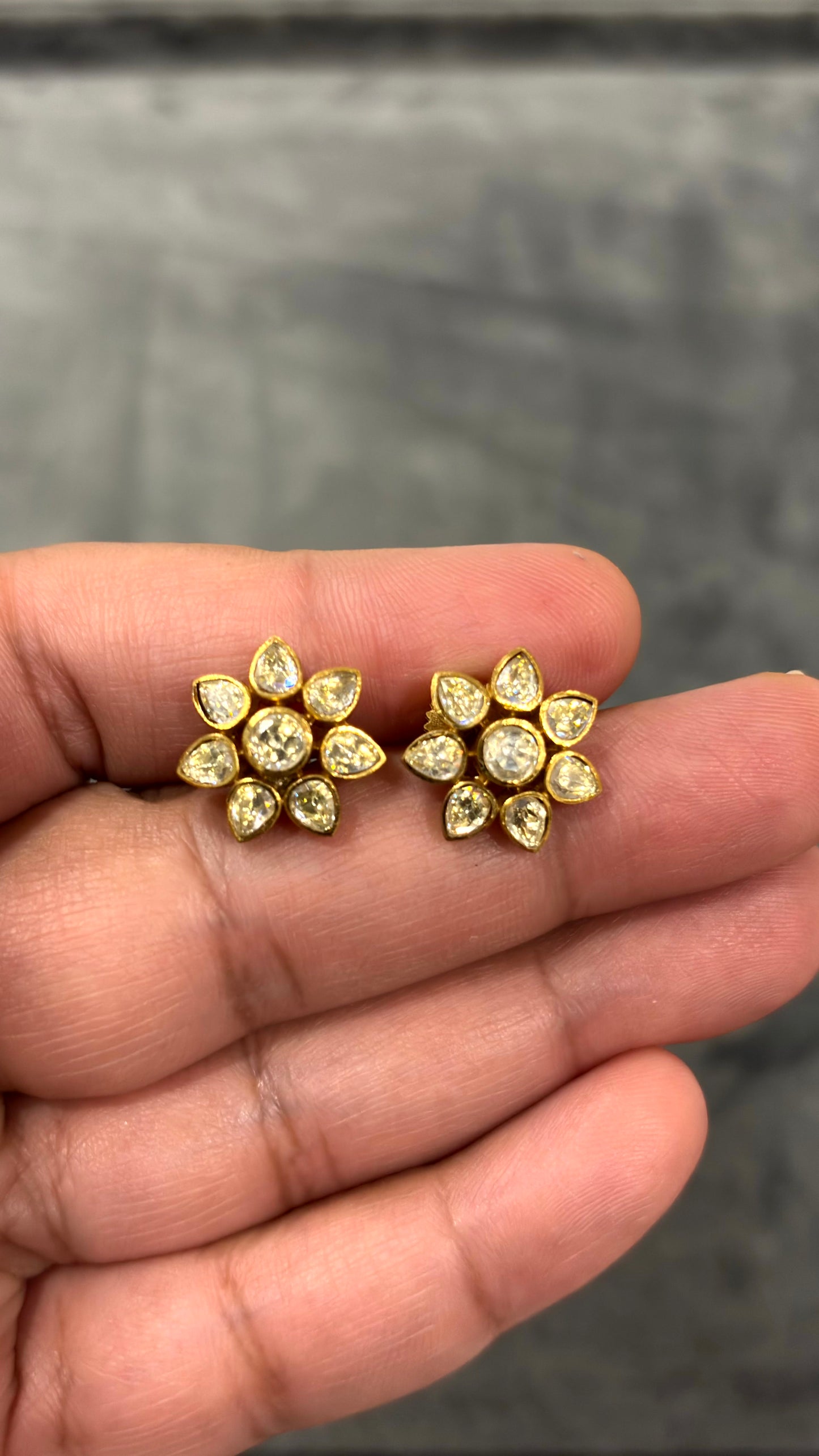 Zoya Floral Moissanite Stud Earrings - 
