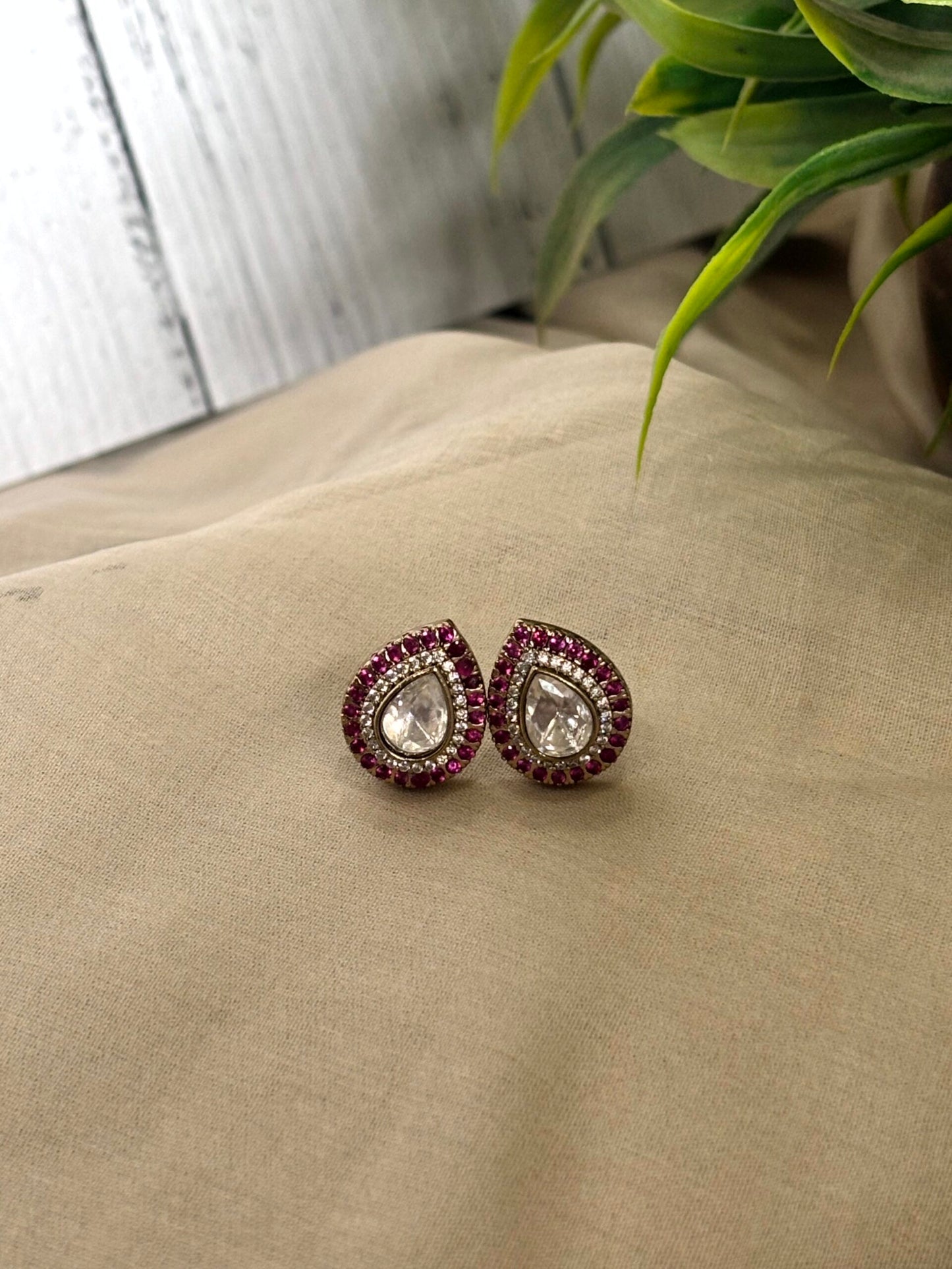Ishita Ruby Kundan Teardrop Earrings - 