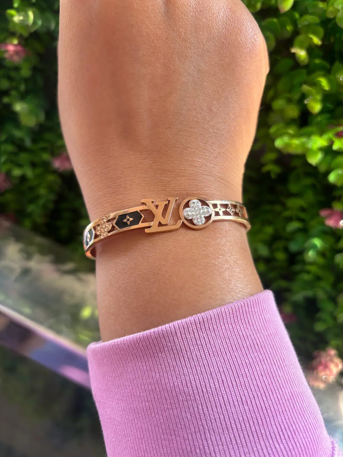 Iconic Charm Anti Tarnish Bracelet - 