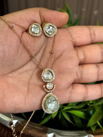 Naisha Marble Moissanite Minimal Necklace Set - 