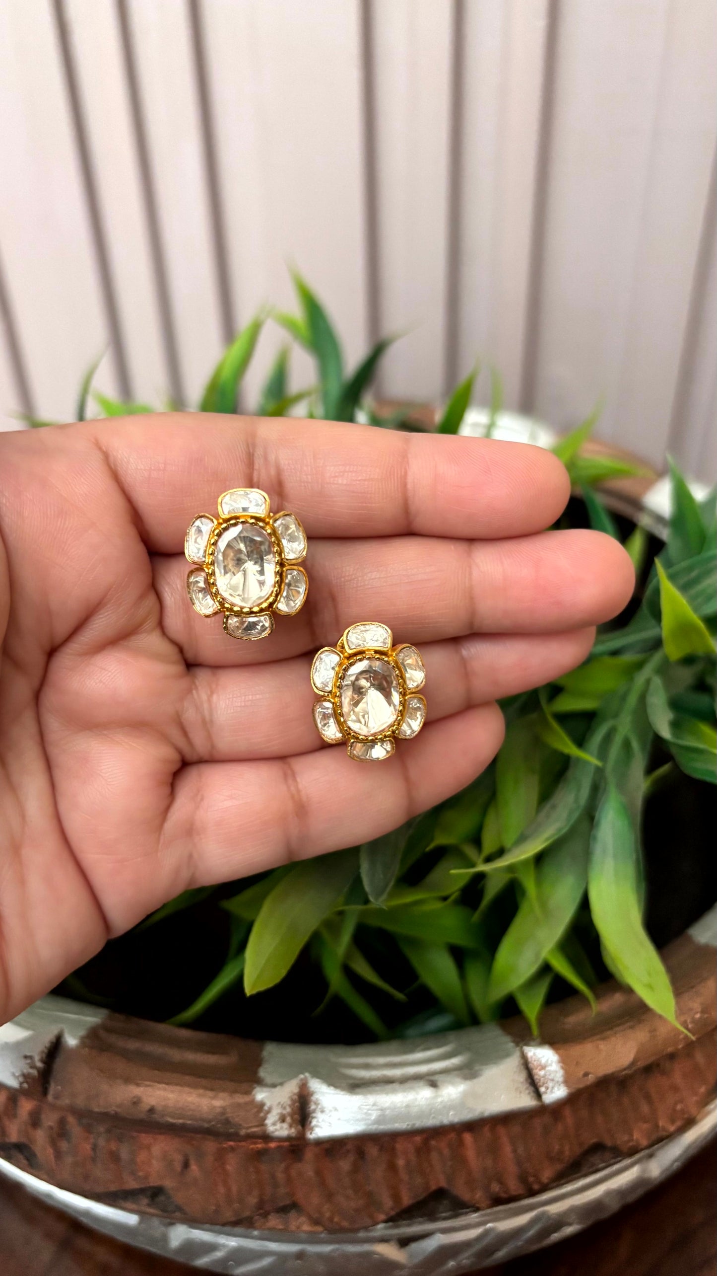 Avni Floral Luxe Moissanite Earrings - 