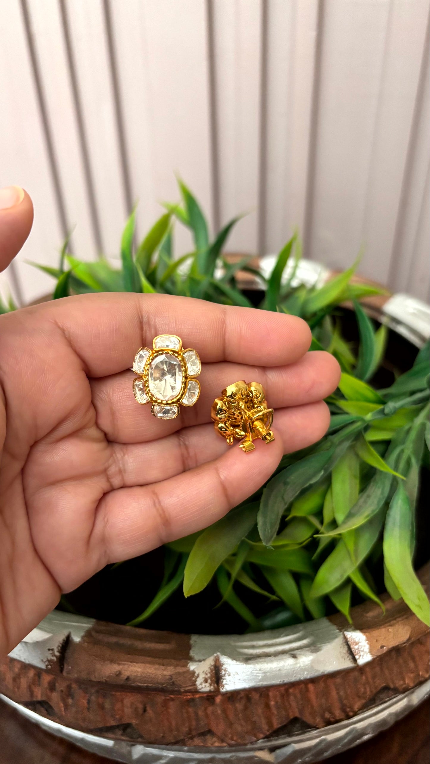 Avni Floral Luxe Moissanite Earrings - 