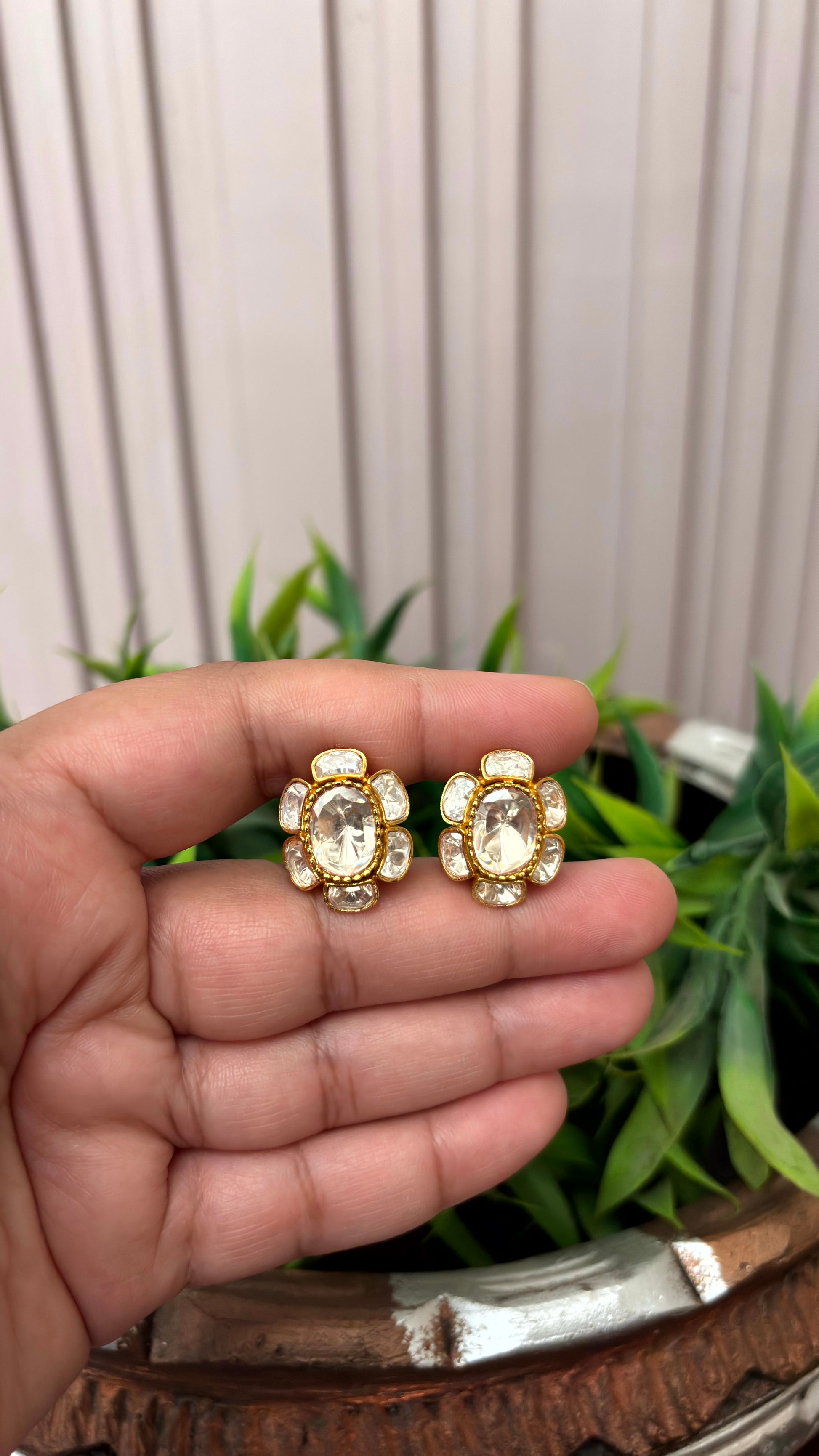 Avni Floral Luxe Moissanite Earrings - 