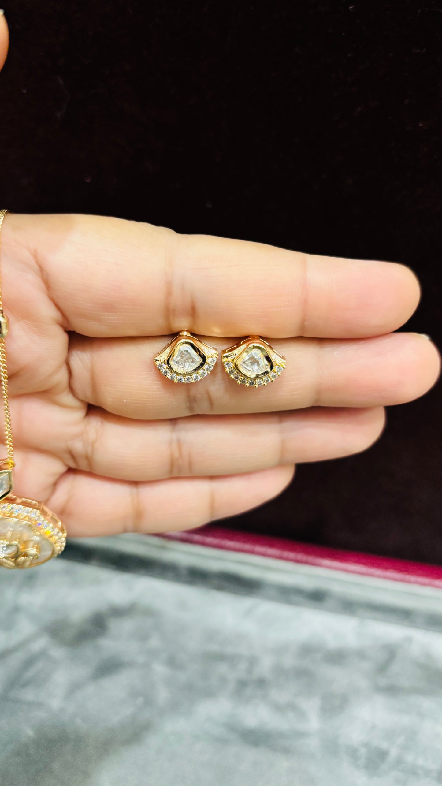 Anvika Beige Floral Moissanite Pendant Necklace Set