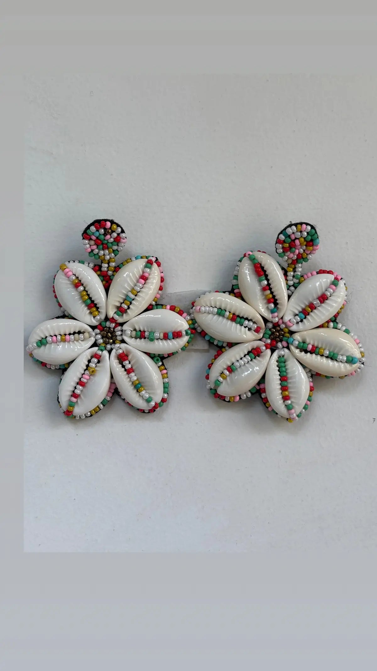 Petal Frost Beaded Earrings - 