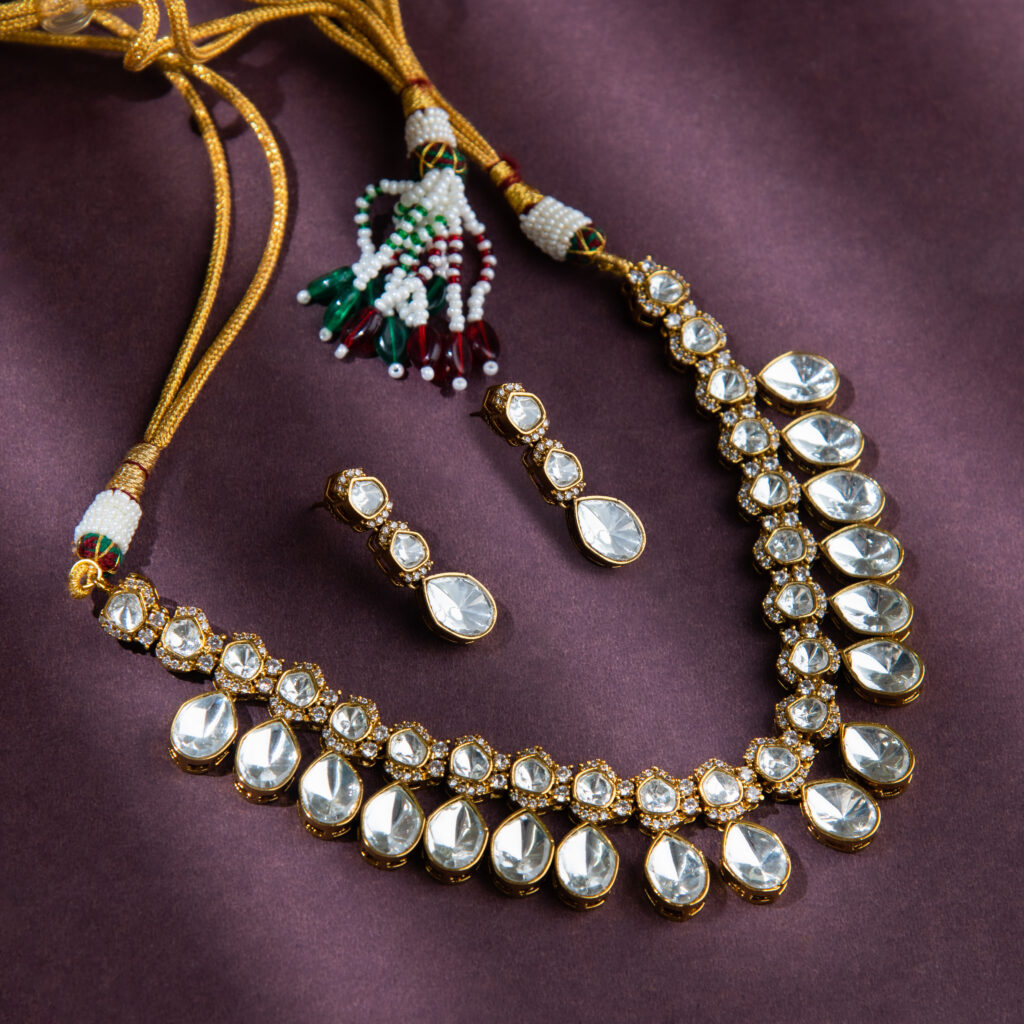 Regal Teardrop Necklace Set - Image 2